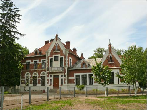 - Manor of Ivanoŭski. 