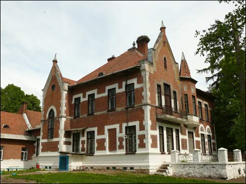  - Manor of Ivanoŭski. 