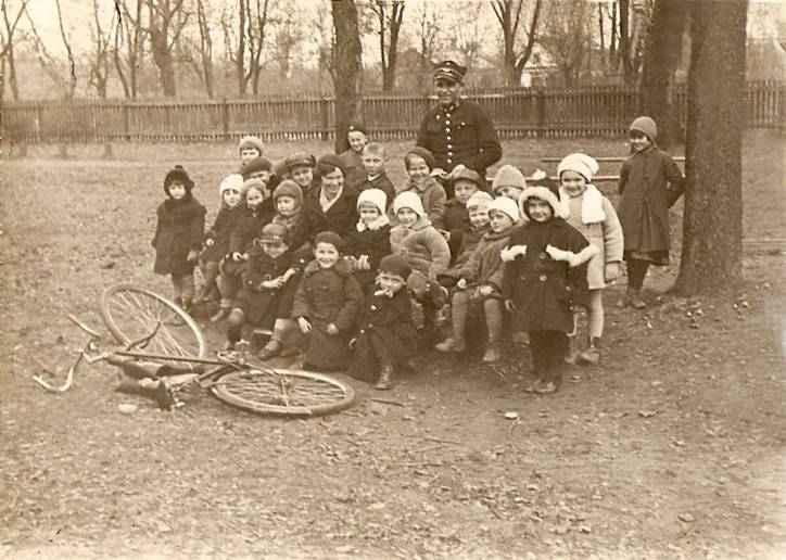  - Город на старых фотографиях . 