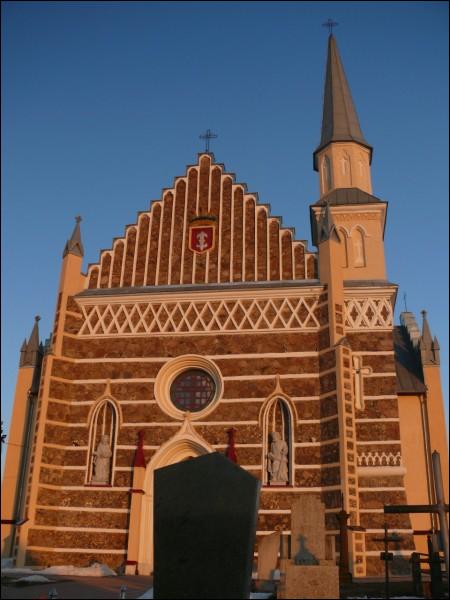  - Catholic church of St. Peter and St. Paul. Main facade (03.2010)