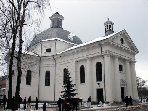 Szczuczyn.  Kościół Św. Teresy i klasztor Pijarów