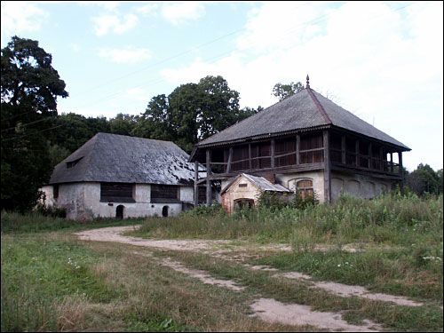  - Гаспадарчы двор Хадкевічаў. Лямус і свіран