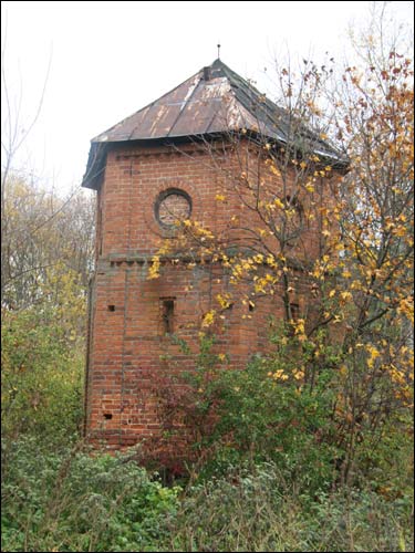  - Park dworski Rdułtowskich. Budynek gospodarczy