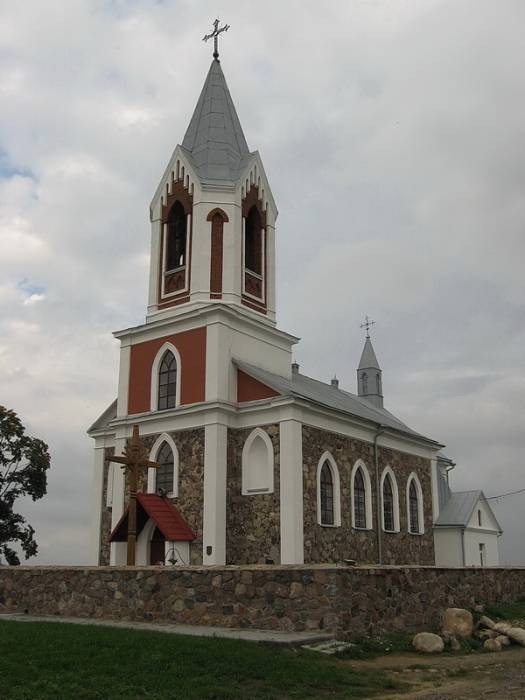 Hiermaniški. Catholic church of the Holy Trinity