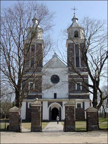 Raduń. Catholic church of Mother of God of the Rosary