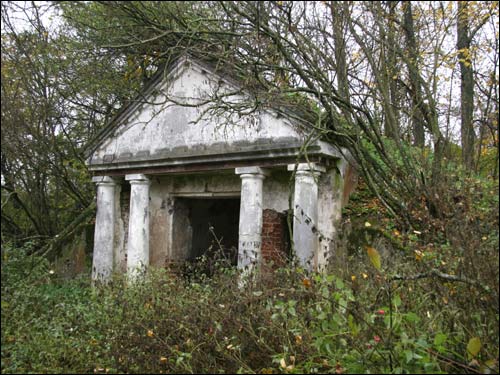 Černichava Vierchniaje. The tomb of Rdułtowski