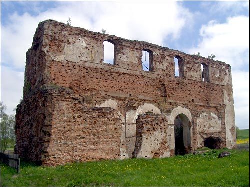 Navaspask. Orthodox church (ruins)