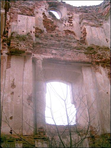 Navaspask. Orthodox church (ruins)