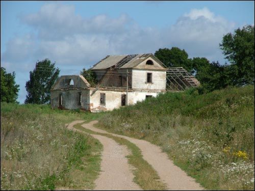  - Manor . 