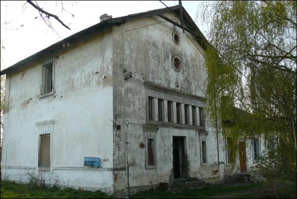 Massalany. Dwór Bispingów