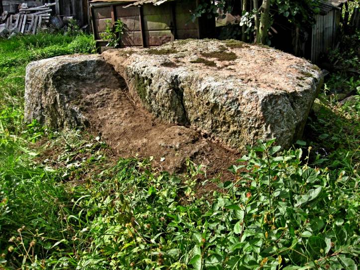  -  Devil Rock. 