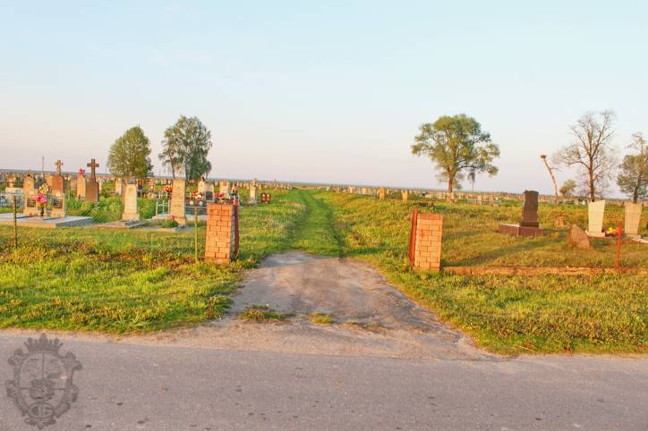 Dereczyn. Cmentarz chrześcijański
