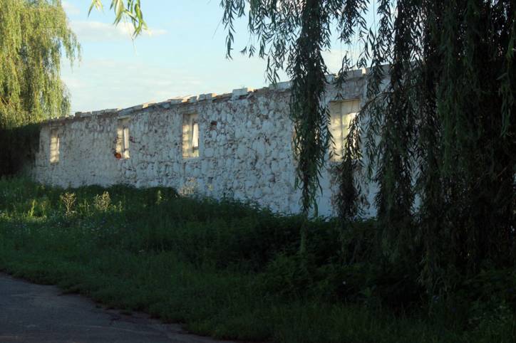  - Farmstead . 
