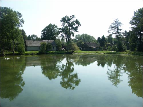 Ястрембель. Дворцово-парковый ансамбль Котлубаев