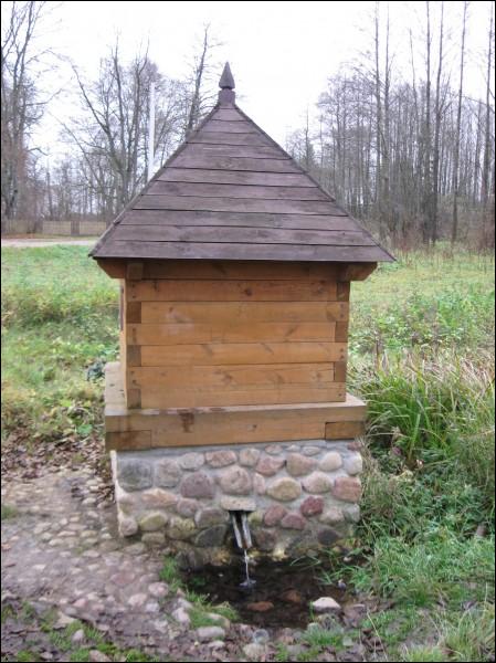Niastaniški. In the village 