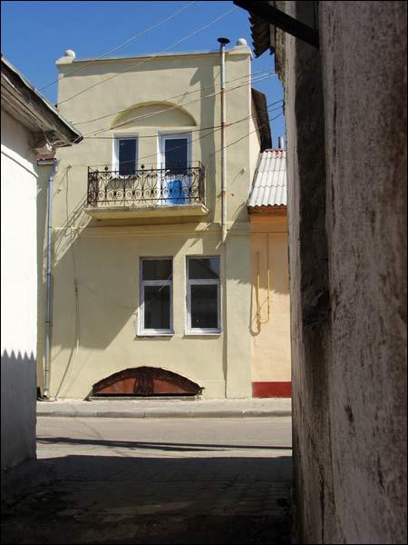  - В местечке . 