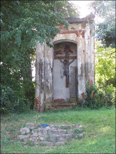 Niesutyčy. Road chapel 