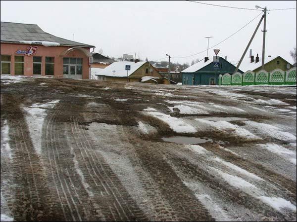 Kareličy. In town 