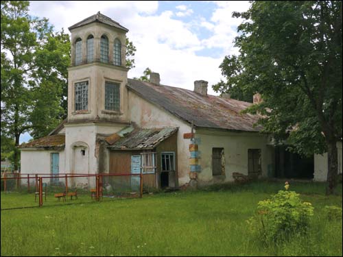  - Усадебно-парковый ансамбль . Флигель