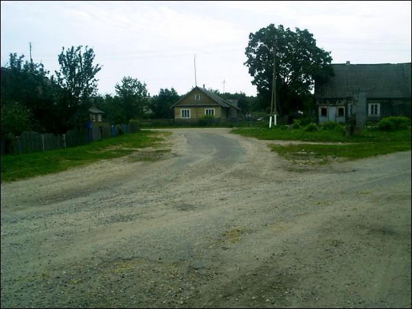Nacza. W miasteczku 