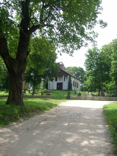 Жукойні Жалядскія. Касцёл Маці Божай Шкаплернай