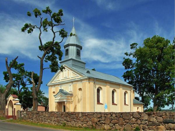 Dembrava. Catholic church of the Holy Trinity