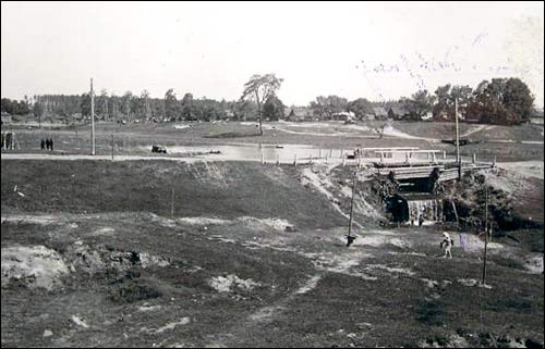  - Город на фотографиях времен 2-ой мировой войны . Дятлово. Июнь 1943 г.