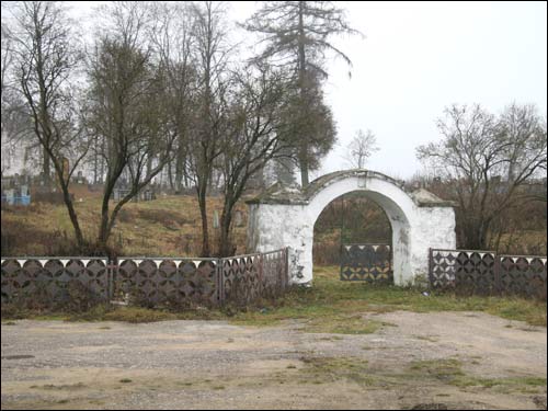 Мир. Кладбище православное