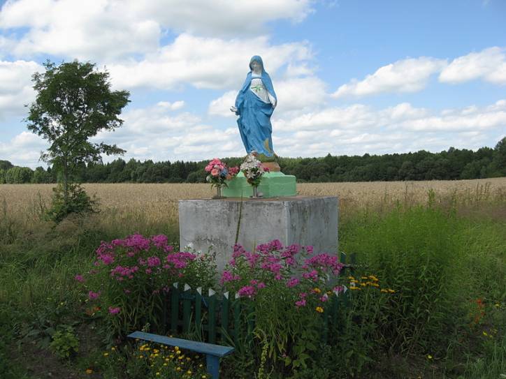 Hančary.  Chapel 