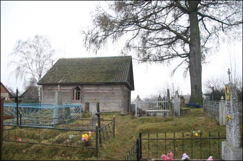  - Cmentarz stary chrześcijański. Kapliczka cmentarna