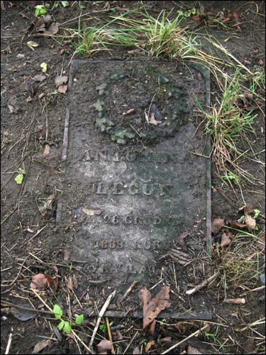  - Cmentarz stary chrześcijański. Nagrobek Antoniny Legun (†1889)