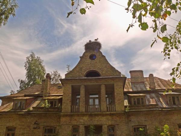 Łojki.  Budynek administracyjny Urzędu Gminy