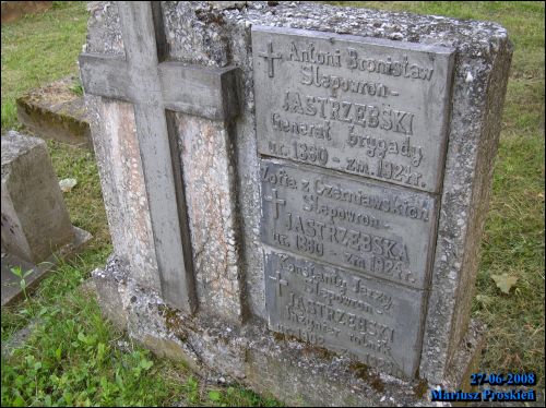  - cemetery Soldierly. 