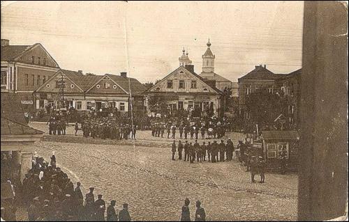  - Town at the old photos . 