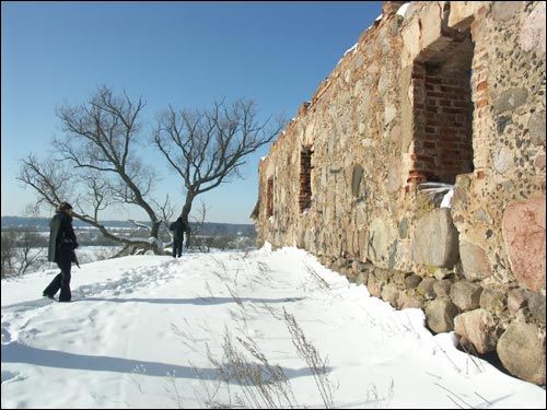  - Site of ancient castle . 