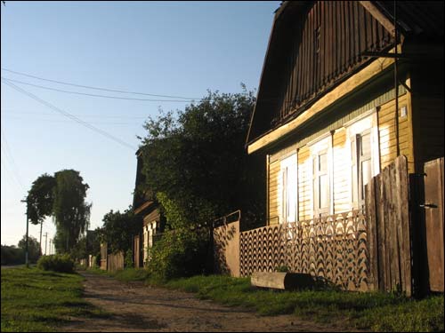  - Вуліцы гораду . Забудова па вул. Караткевіча