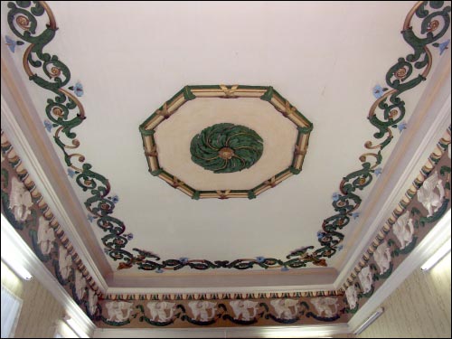  - Estate (Interiors). 