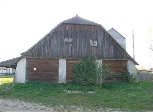 Imienin (Torokany). Dwór gospodarczy 