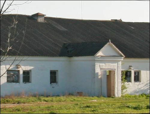Imienin (Torokany). Dwór gospodarczy 