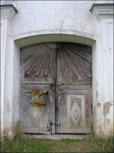  - Catholic church of the Assumption of the Blessed Virgin Mary. Entry