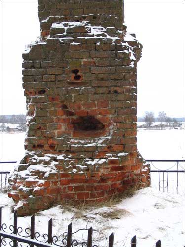 Faszczówka.  Kolumna memoriał