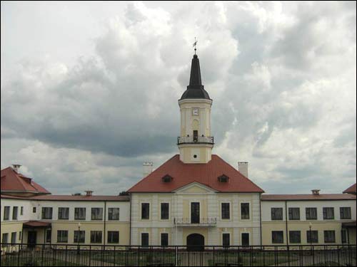 Szkłów. Ratusz 