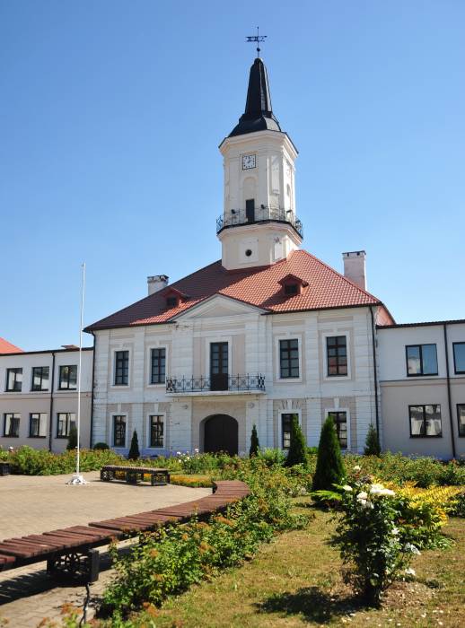Szkłów. Ratusz 