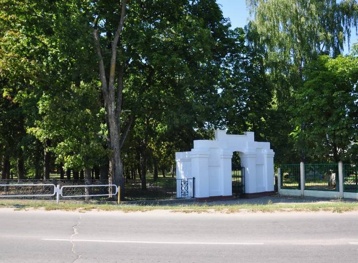 Szkłów. Park dworski przy dawnym majątku Zabramne
