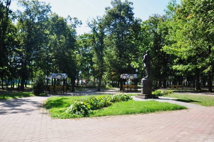 Szkłów. Park dworski przy dawnym majątku Zabramne