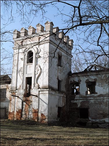  - Дворцово-парковый ансамбль Монюшек. 