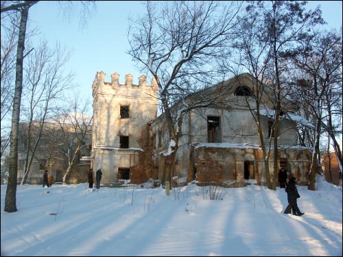  - Дворцово-парковый ансамбль Монюшек. 
