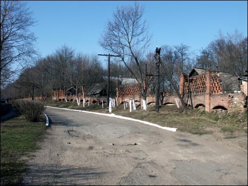  - Дворцово-парковый ансамбль Монюшек. 