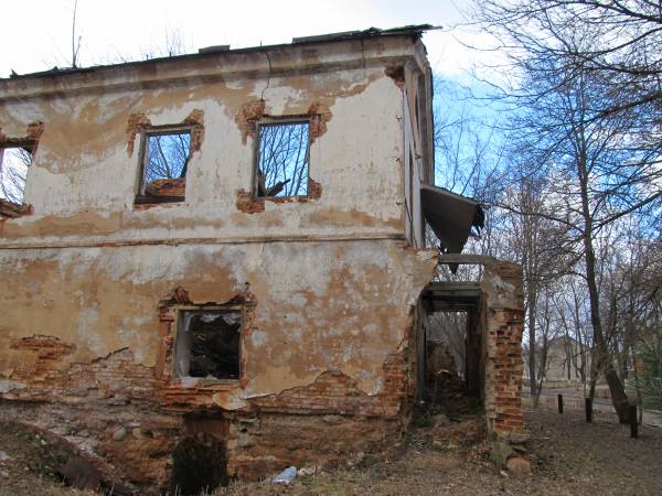Смиловичи. Дворцово-парковый ансамбль Монюшек