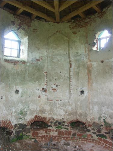  - The tomb of Dybowski. 